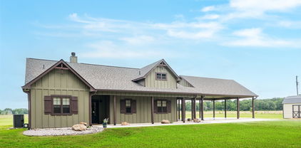6044 County Road 4068, Kemp