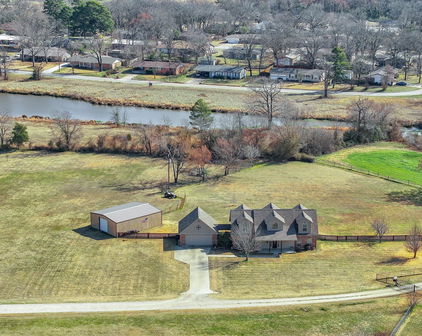 175 Private Rd, Canton