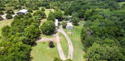 9048 County Road 2472, Royse City