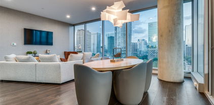 3130 N Harwood St Unit 901, Dallas