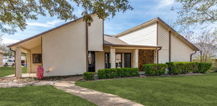 1720 Plummer Dr, Rockwall
