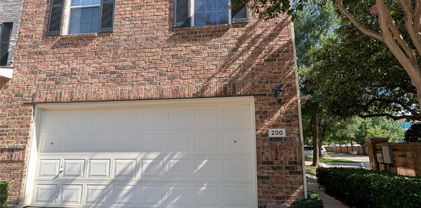 200 Inverness Dr, Lewisville