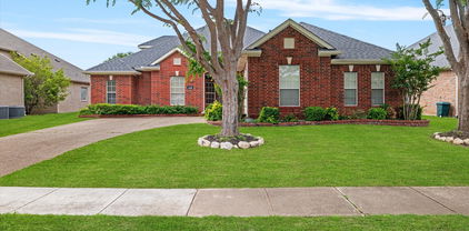 441 Waterview Dr, Coppell