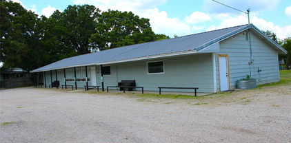 9813 Fm 751, Quinlan