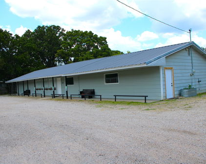 9813 Fm 751, Quinlan