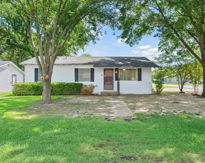 137 Westway Dr, Terrell