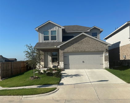 1301 Draper Ln, Forney