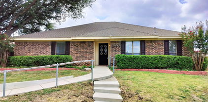 2110 Teton, Carrollton