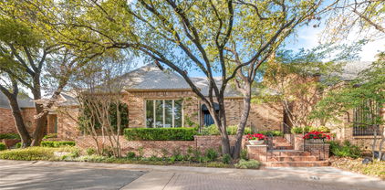 29 Saint Laurent Pl, Dallas