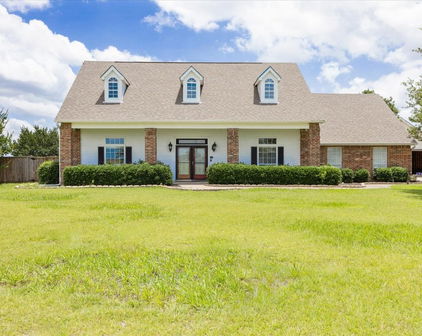 506 Lone Star Dr, Crandall