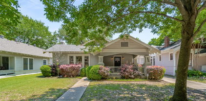 422 S Winnetka Ave, Dallas
