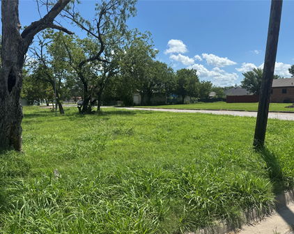 1609 Marshall St, Kaufman