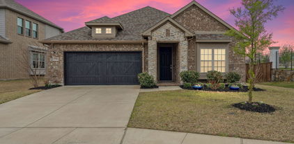 1702 Gallant Fox Dr, Rockwall