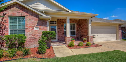 112 Cherrytree Trl, Forney