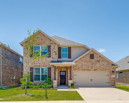 1512 Fairweather Way, Forney