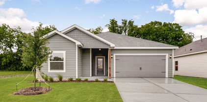 105 Southgate Dr, Terrell
