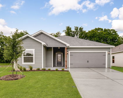 105 Southgate Dr, Terrell