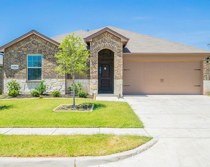 1104 Ringgold Rd, Forney