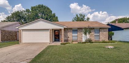 512 Woodcrest Way, Forney