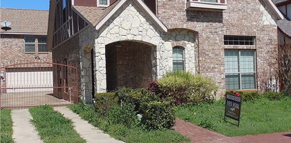 519 Rebecca Dr, Cedar Hill