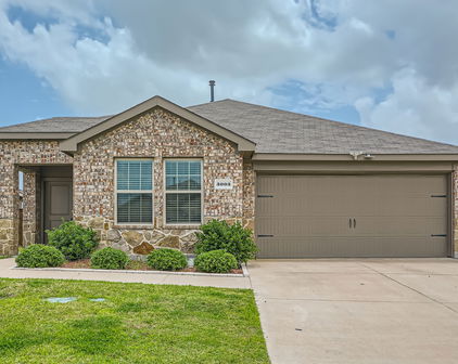 3003 Aberdeen Dr, Forney