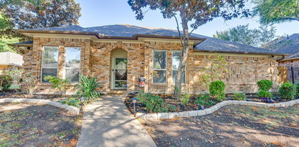 3305 Oak Trail Dr, Rowlett