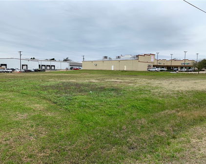7 Oak Creek Dr, Kaufman
