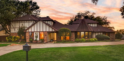 706 S Alamo Rd, Rockwall