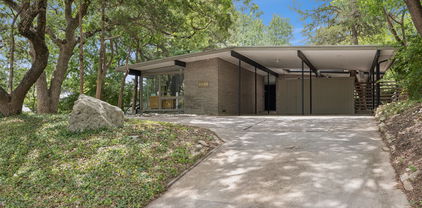 7046 Gaston Ave, Dallas