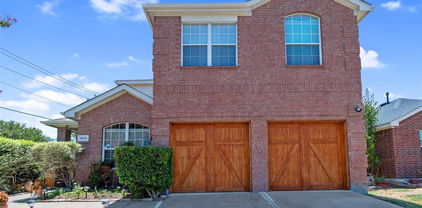 1003 Stonebrook Dr, Grand Prairie