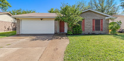 504 Southlake Dr, Forney
