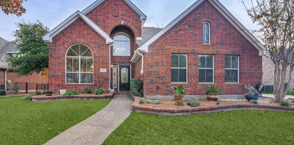 8810 Edgelake Trl, Rowlett