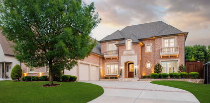 6822 Aberdeen Ave, Dallas