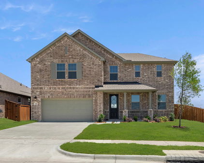 1302 Parkdale St, Forney