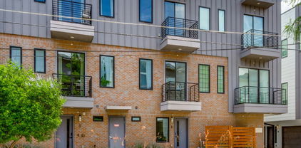 2450 N Garrett Ave Unit 4, Dallas
