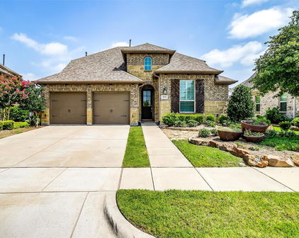1018 Hoxton Ln, Forney