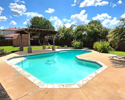 1120 Hampton Dr, Forney