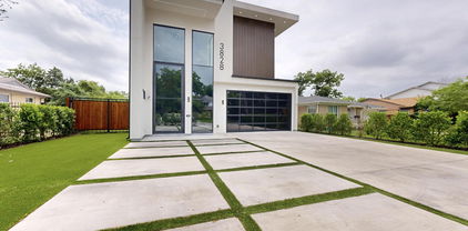 3828 Eaton Dr, Dallas
