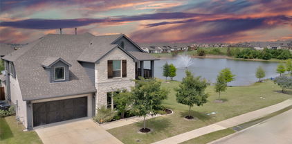 1411 Fishergate Dr, Forney
