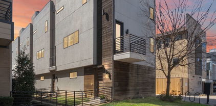 5810 Bryan Pkwy Unit 100, Dallas