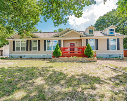 5044 Timarron Dr, Scurry