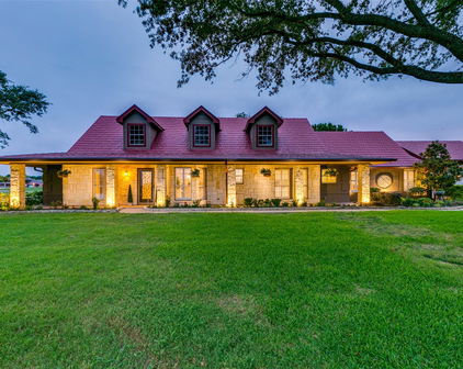 13914 Overlook Ln, Forney