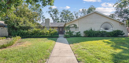 337 Town North Dr, Terrell