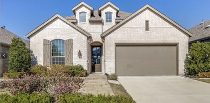 1608 Cedar Crest Dr, Forney