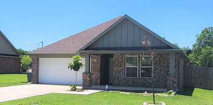 412 S Park St, Terrell