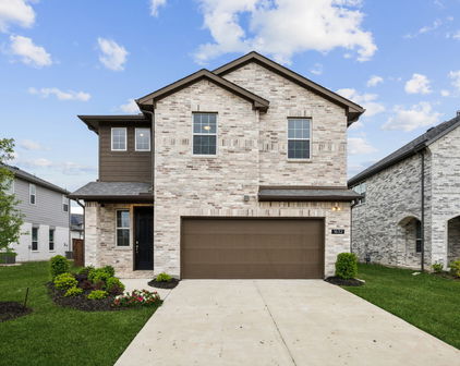 1413 Enzo Ct, Forney