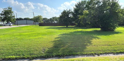 E Aimee St, Forney