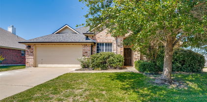 2100 Rose May Dr, Forney